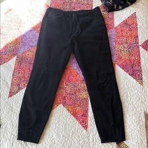 Stylish Black Distressed Jeans